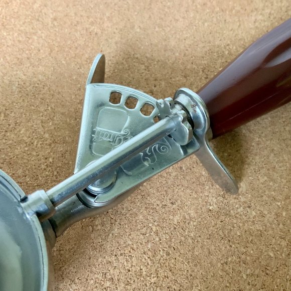 Vintage Shore Craft Ice Cream Scoop Stainless Bakelite Handle - Picture 15 of 16